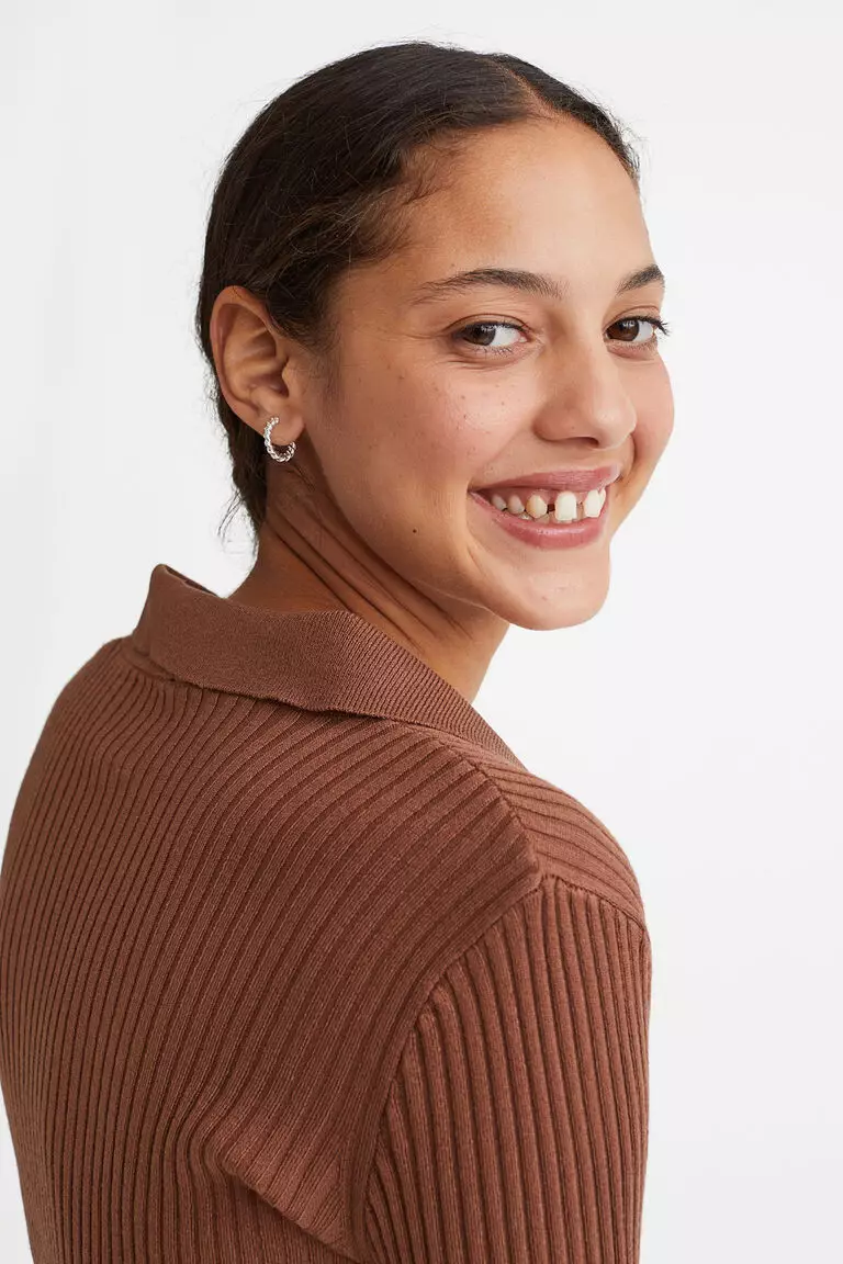 Jual H&M Collared ribknit top Original 2024 ZALORA Indonesia