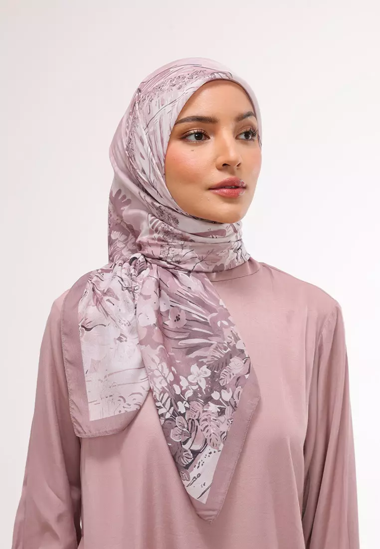 Ria Miranda Brownie Valora Scarf