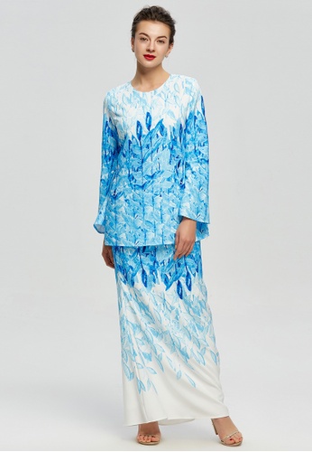 Vibrant Leaf Silhouette Baju Kurung from Era Maya in Blue