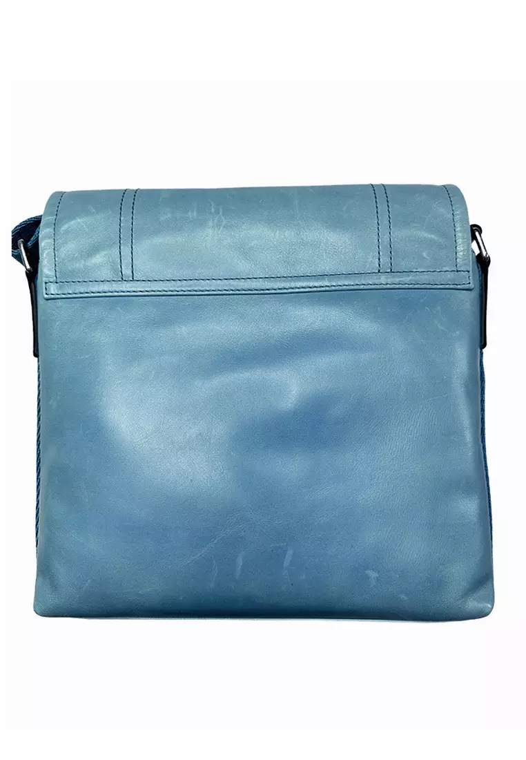 網上選購 BALLY Preloved Bally "Terlago" Messenger Bag for Men in Light Blue O26206790415 2024
