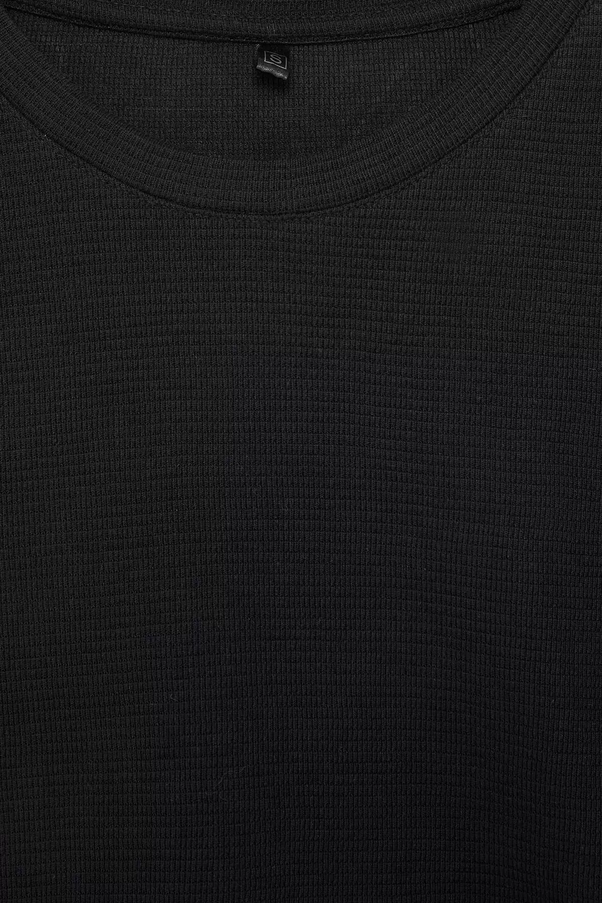 Black Regular/Normal Cut Textured T-Shirt Tmnss26Ts00067