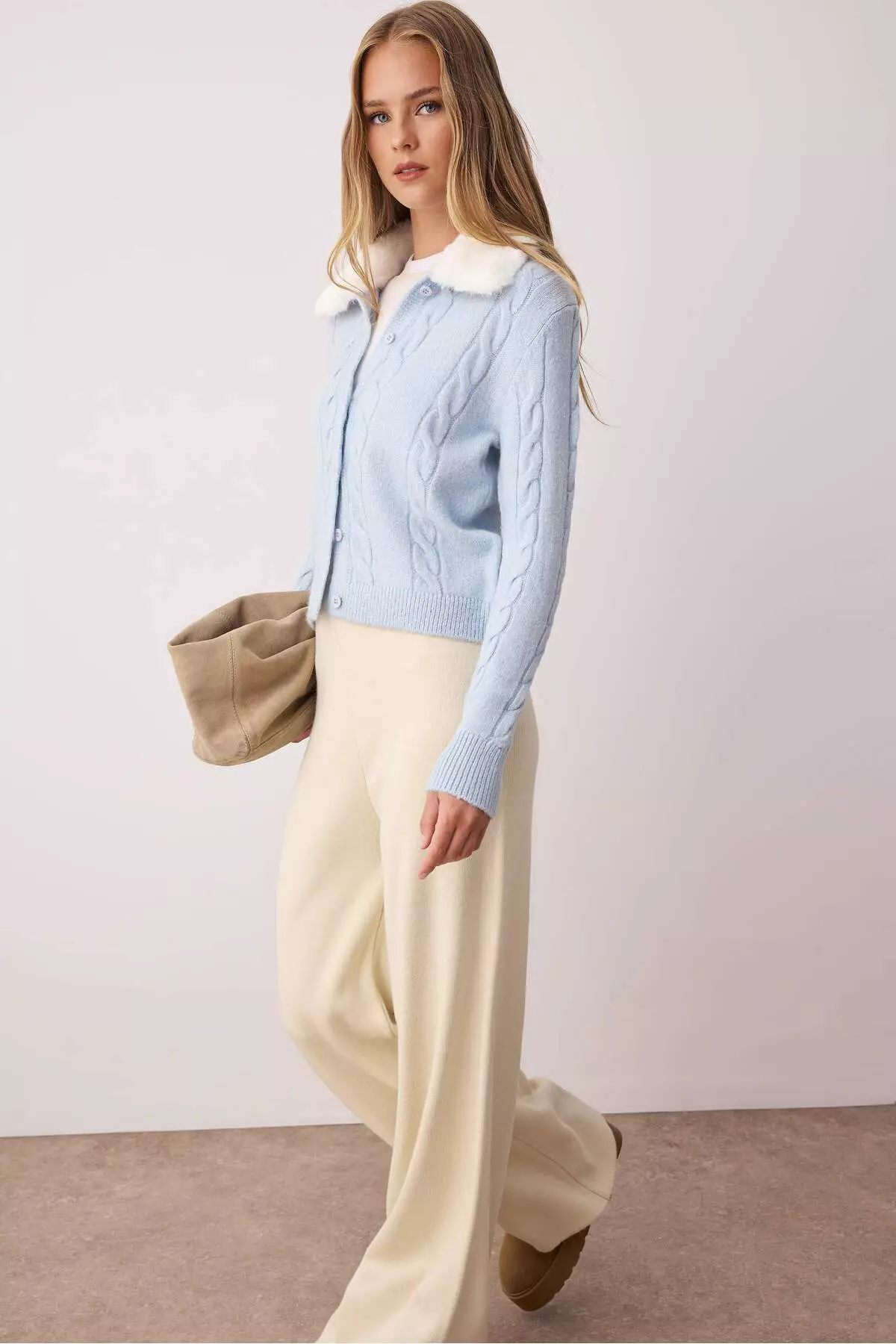 Blue Crop Fur Detailed Fitted/Body Wrap Knitwear Cardigan