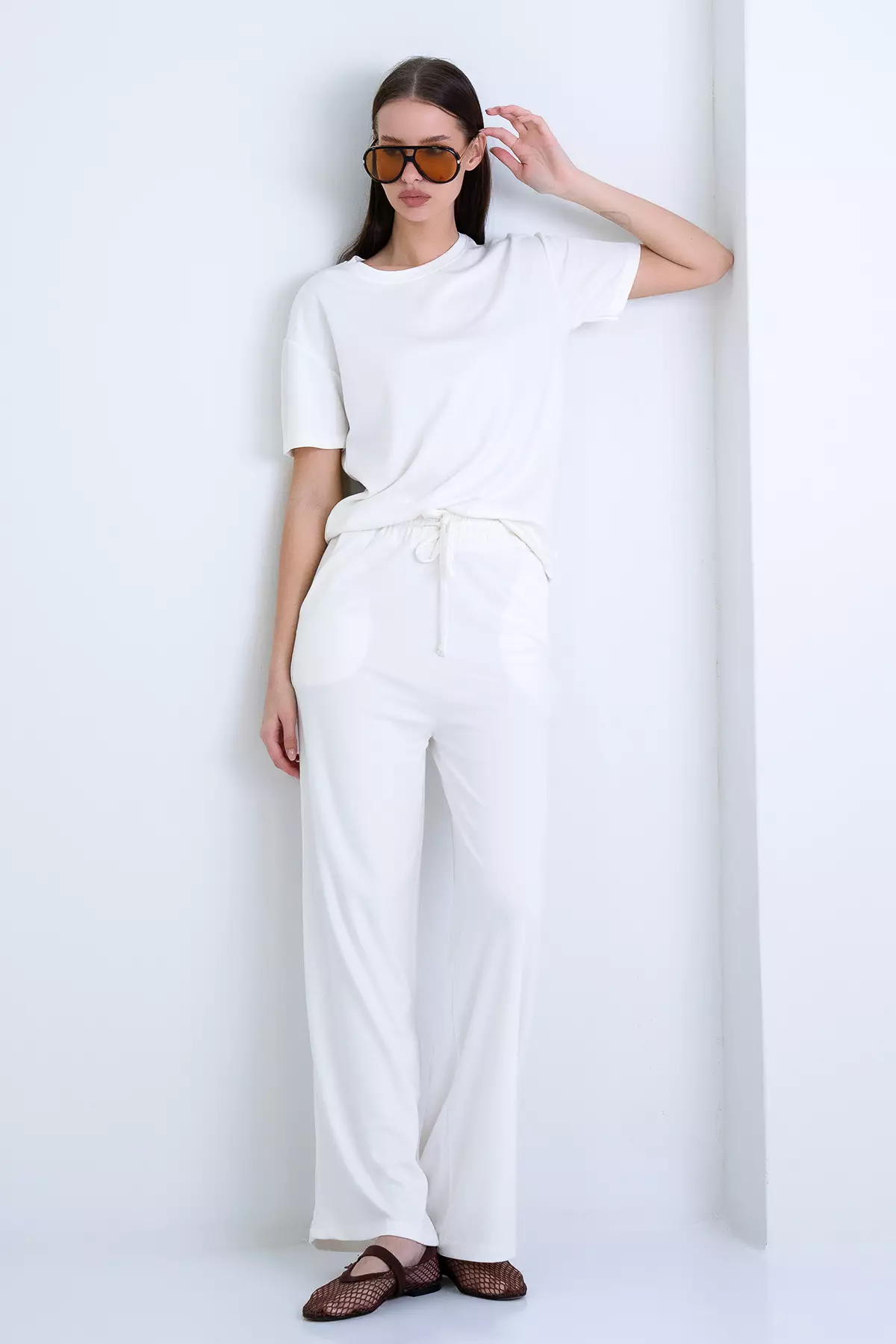 Ecru Crew Neck Modal Basic Blouse And Double Pocket Trouser Set Alc-X15221