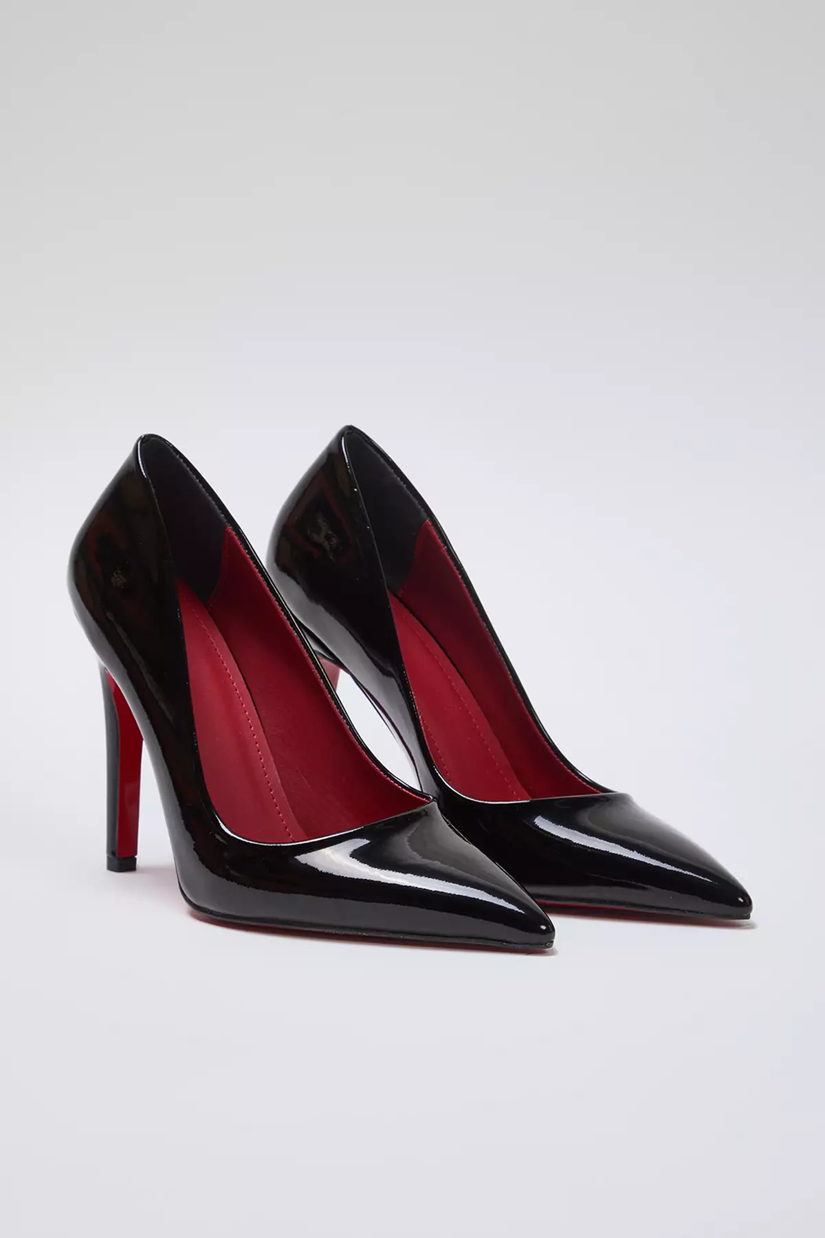 Patent Leather Pointed Toe Heels