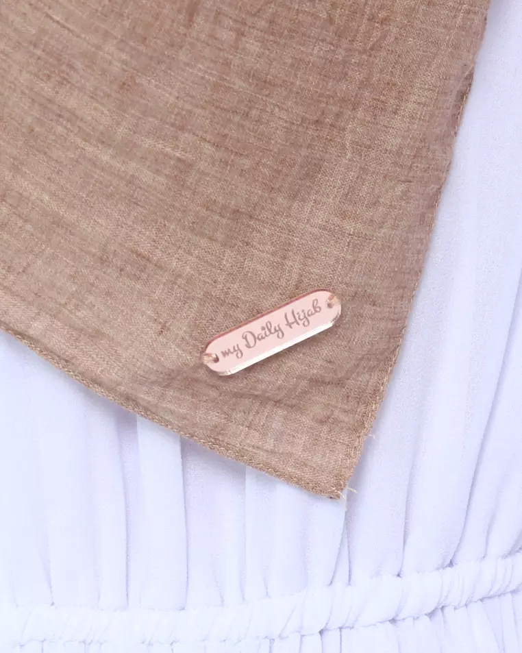 Hijab Segi Empat Voal Irania Tan