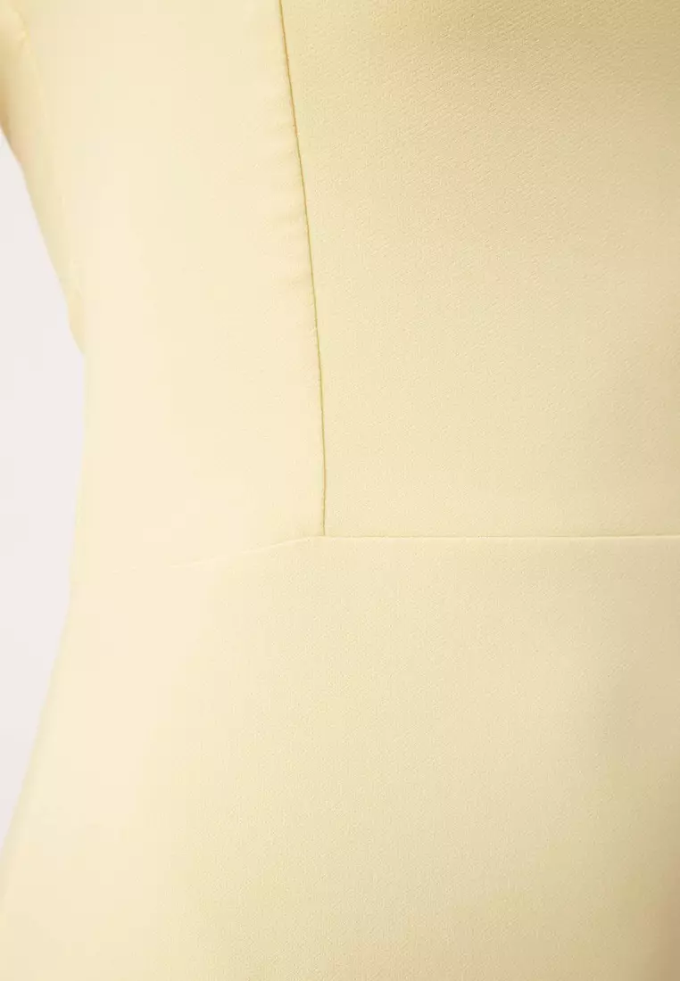 Light Yellow Body-Styling Slit Detailed Midi Woven Dress