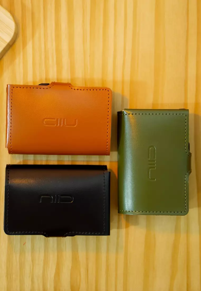 NIID Slide III 防刮牛皮 RFID銀包卡片盒 - 午夜黑