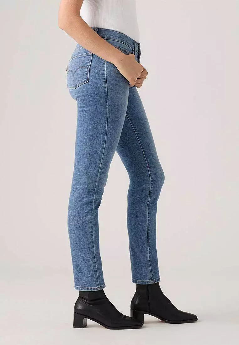 Levi’s® Women's 312 Shaping Slim Jeans 19627-0246