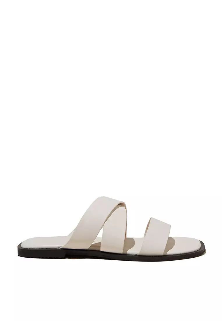 Discount on Rubi  shoes - SKU: Margot Crossover Slides
