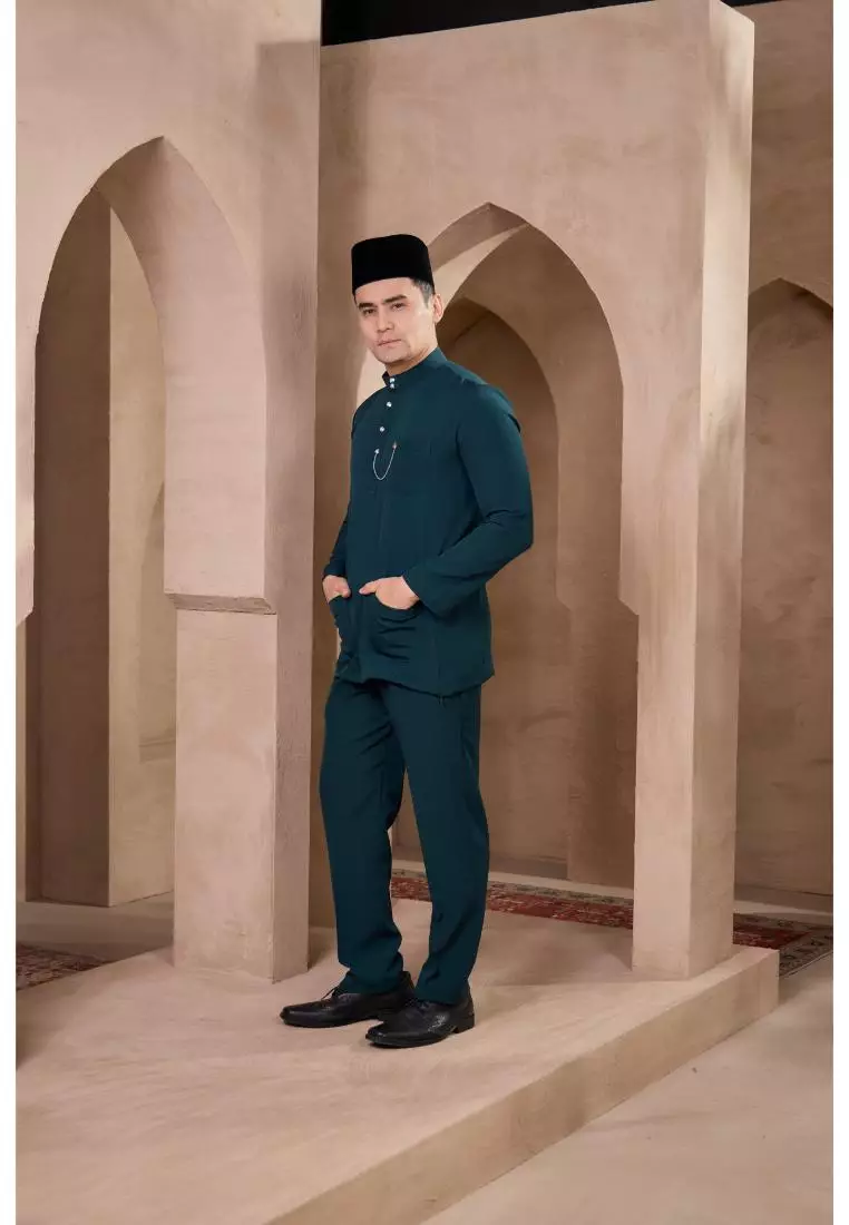 Baju Melayu Mahkota