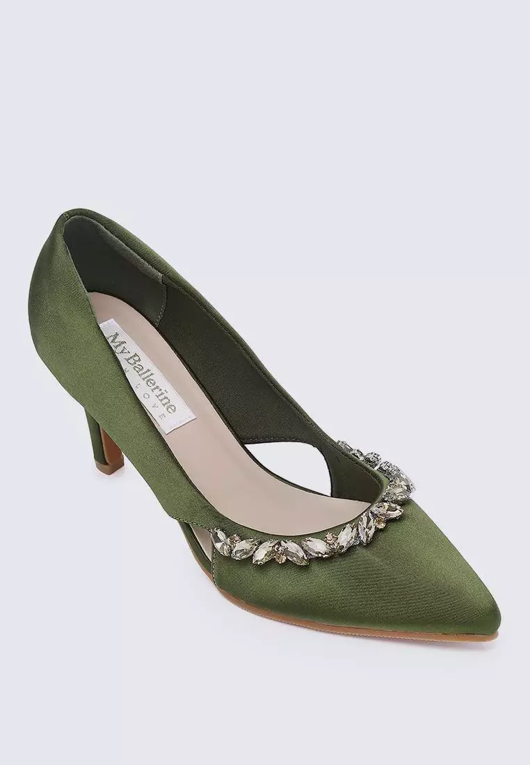 Olive green kitten heels discount