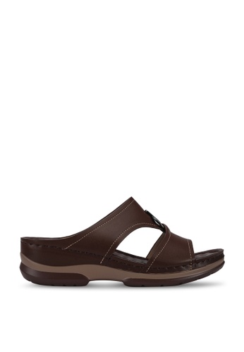 Louis Cuppers brown Slip On Wedges F79A4SH03E348AGS_1