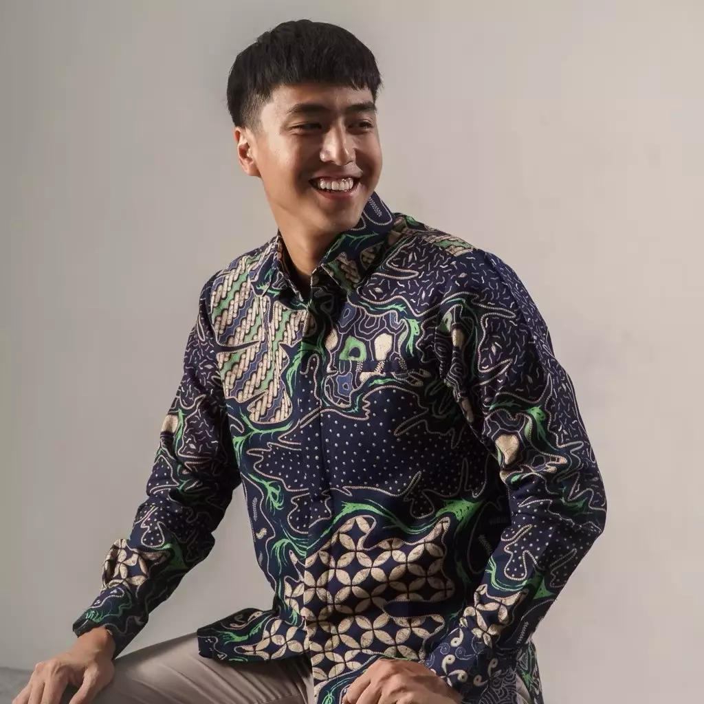 Pakusadewa - Kemeja Batik Pria Lengan Panjang