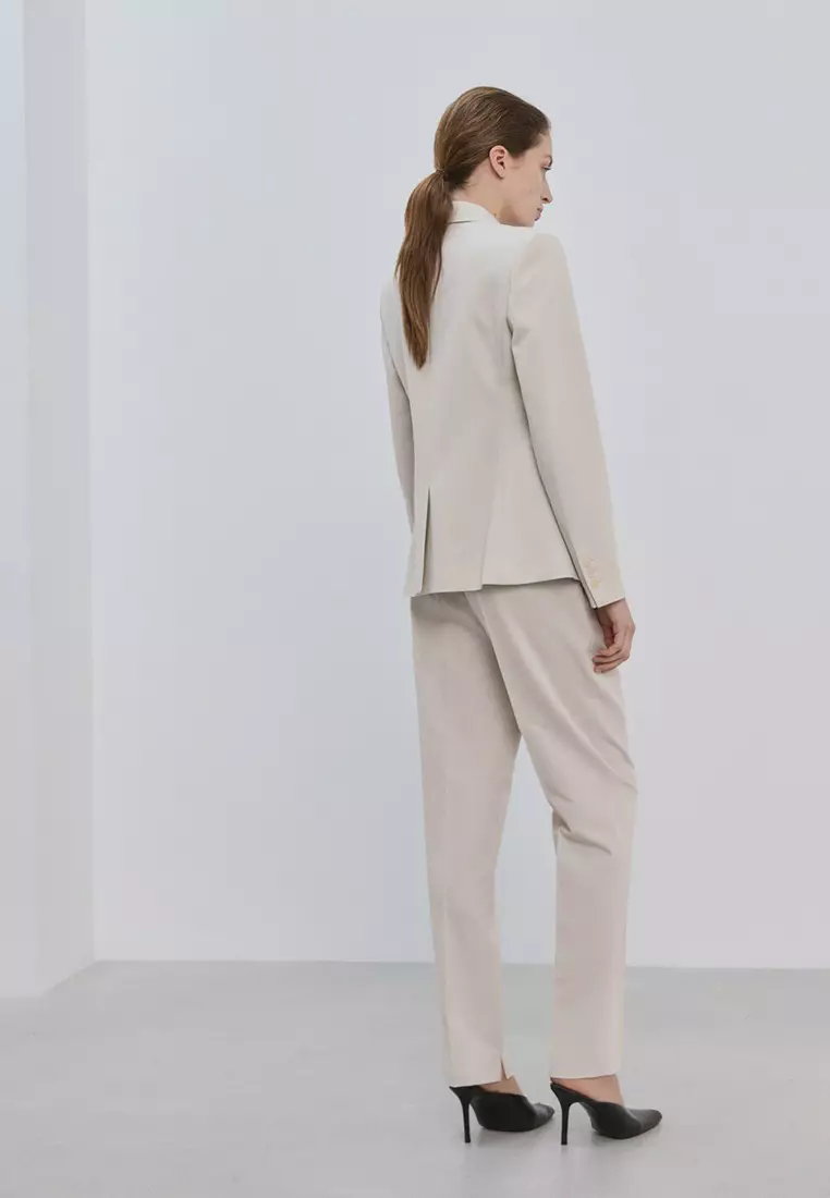 Fitted Suit Blazer