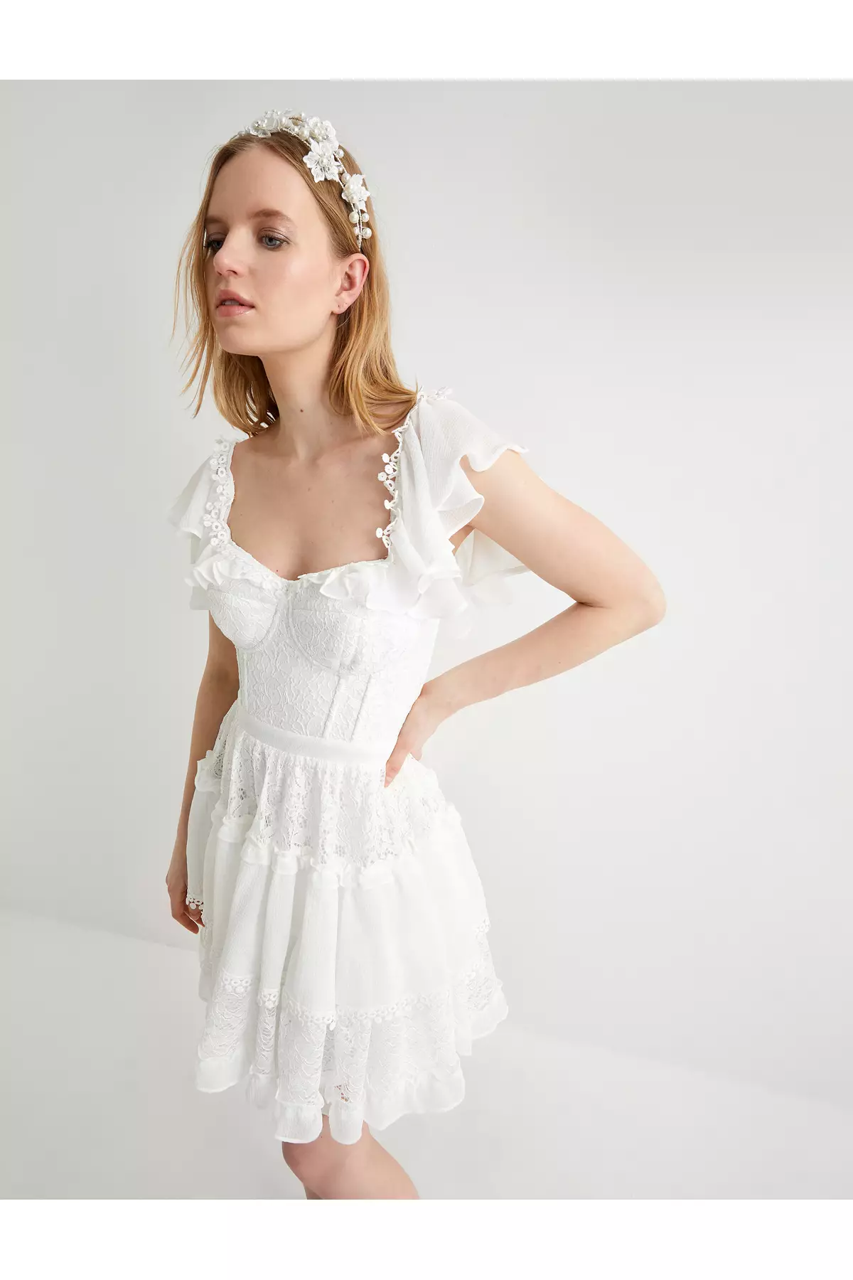 迷你蕾絲連身裙 婚禮 短款 網紗 袖子 桃心領 有內襯