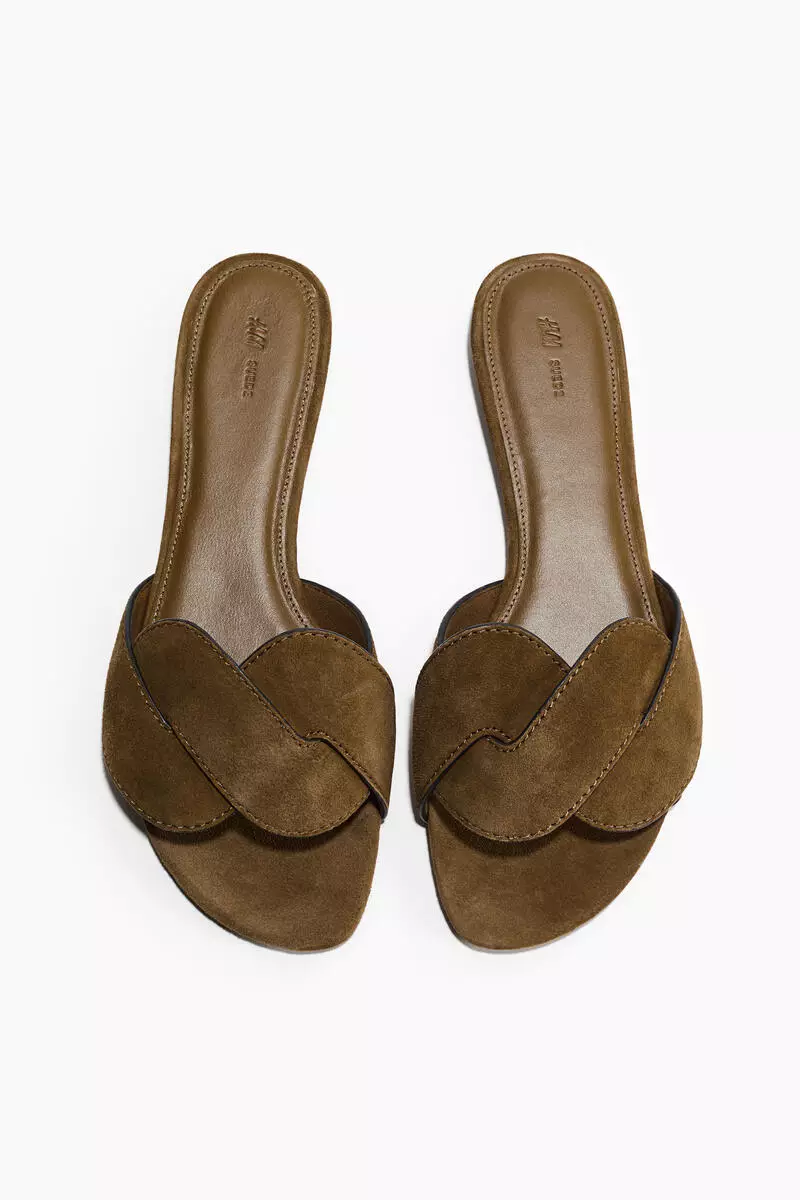 Leather sandals