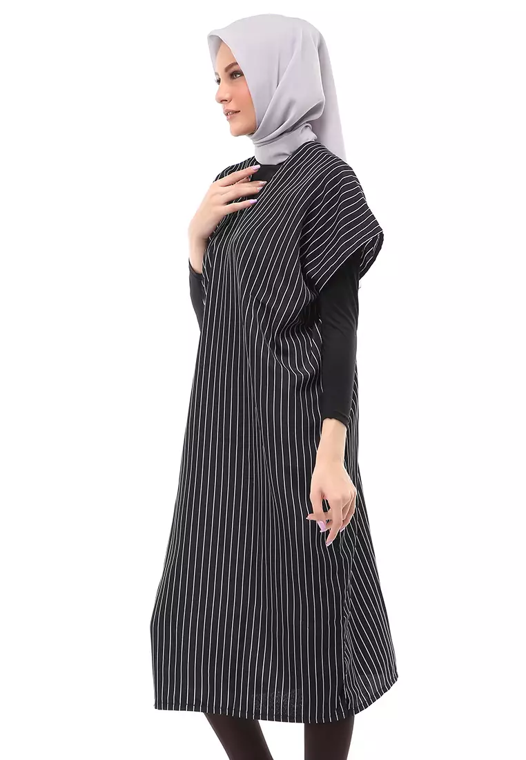 Lolita Long Dress Wanita Kerah V Neck Motif Stripe Free Cuff Regular Fit - Black