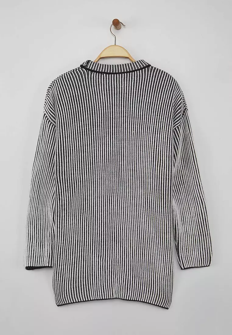 Black Ribbed Crew Neck Knit Sweater Tbbaw26An00035