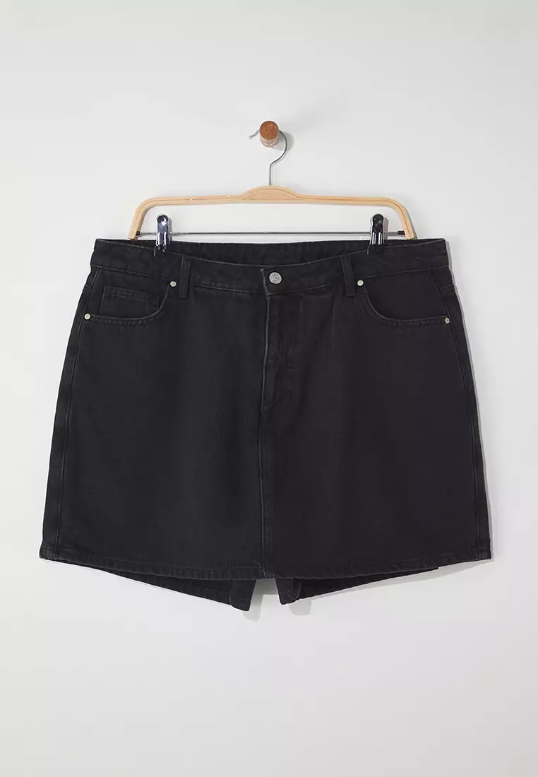Black High Waist Wide Leg Plus Size Shorts Skirt TBBSS25AP00032