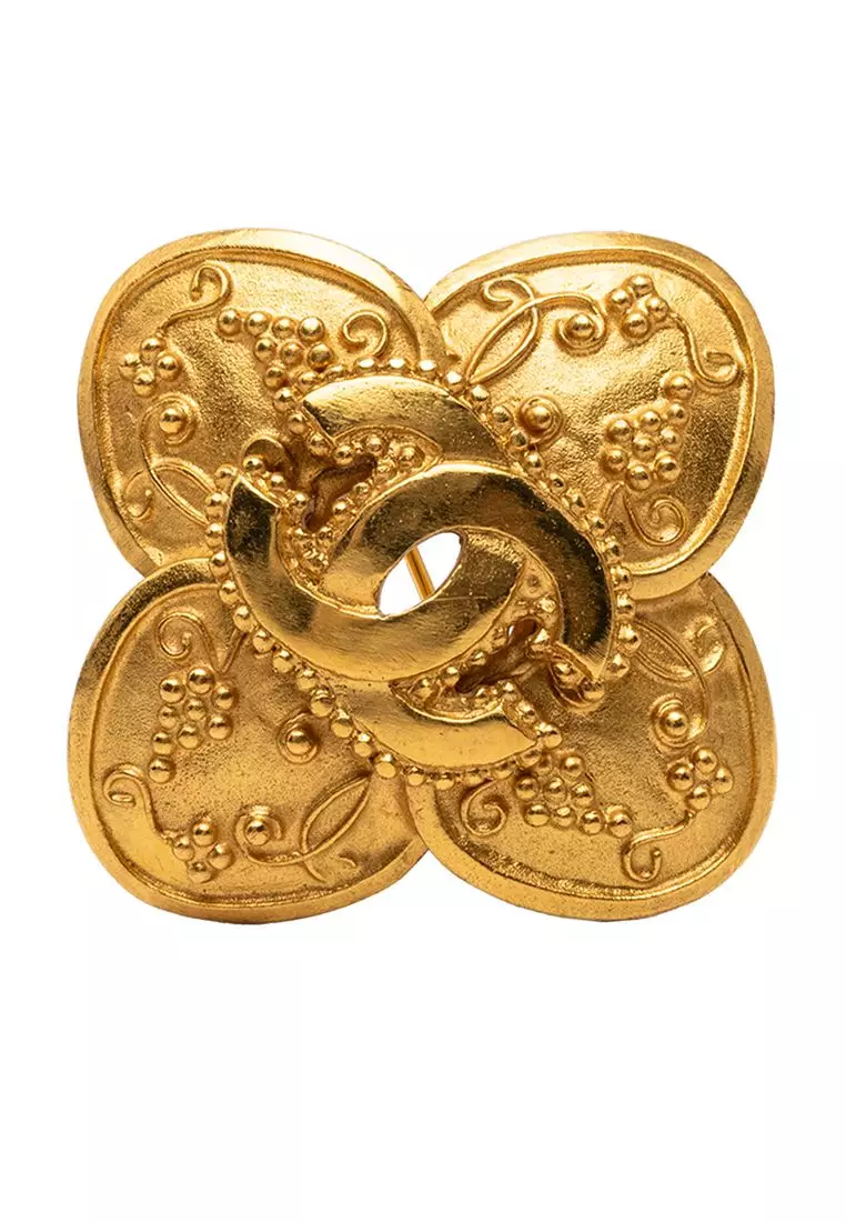 Chanel Pre-Loved Chanel Cc Gold Plated Grapevine Clover Brooch