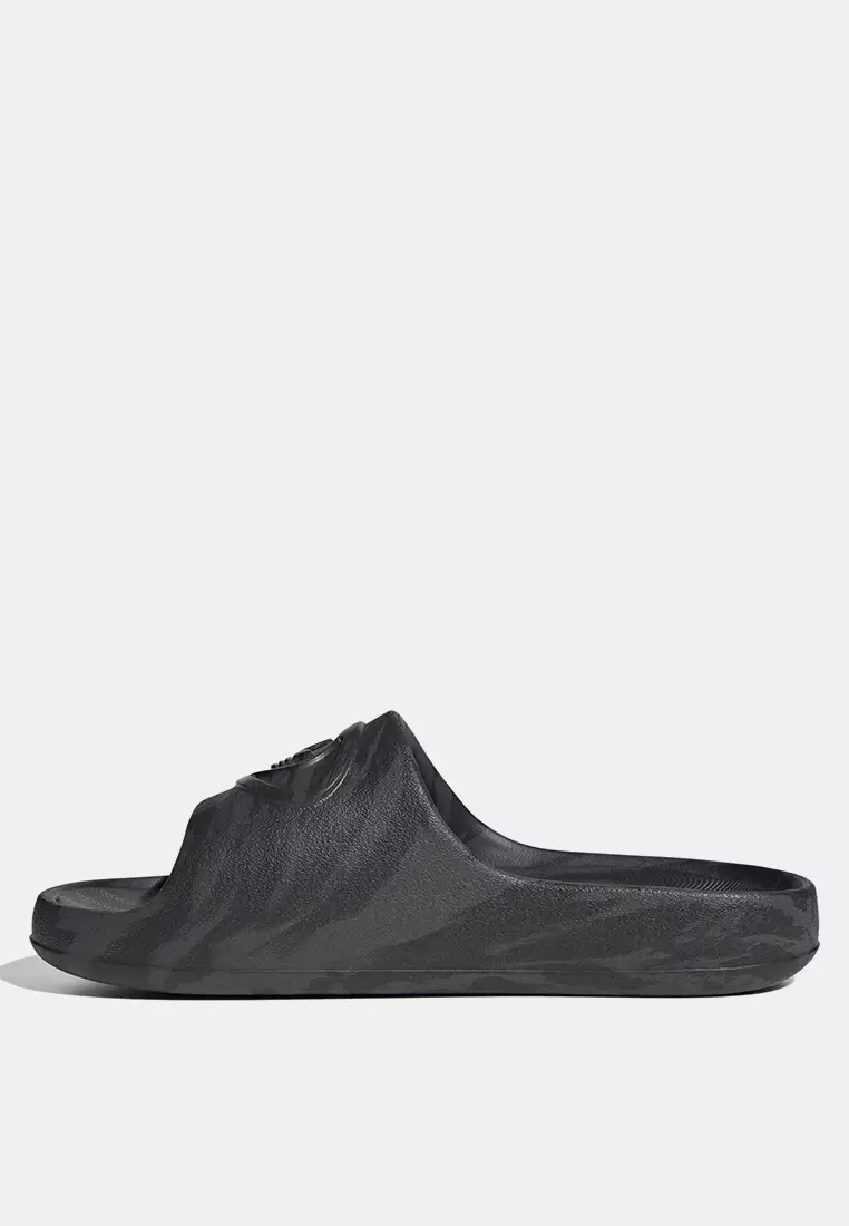 Lifestyle ADILETTE 00s SLIDES Men Grey KK4958