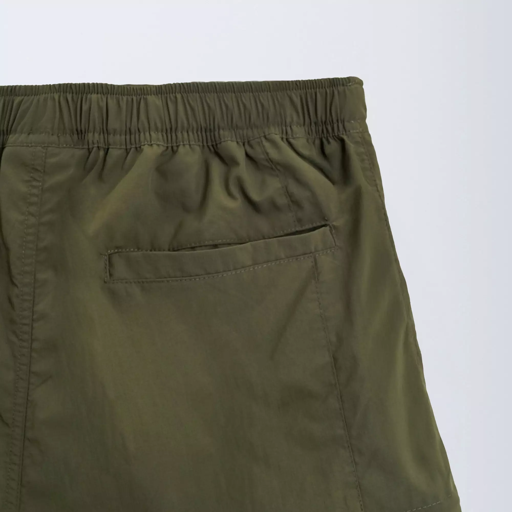 CELCIUS Celana Pendek Cargo LIN001581C Hijau