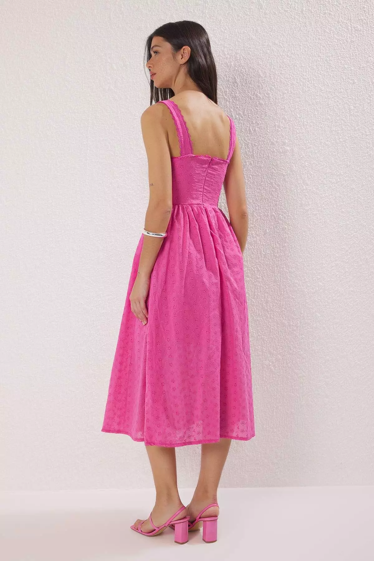 Pink Plain Midi Brode Woven Dress Twoss25El00852