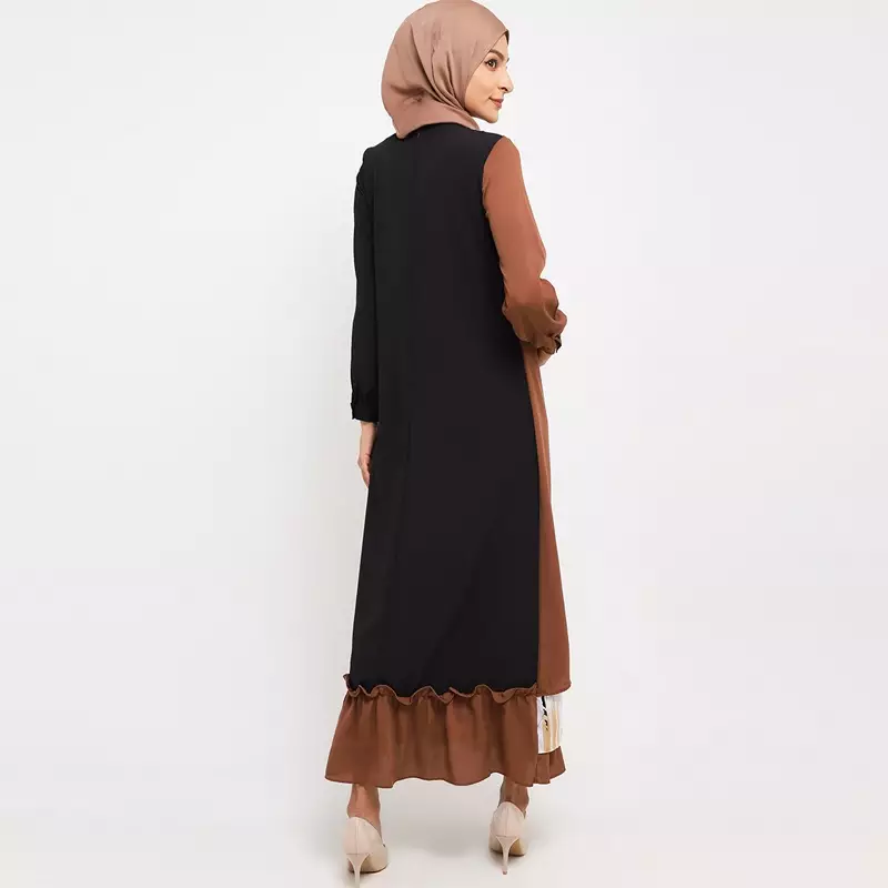 Alika Maxi Dress In Beige, Red & Black Print