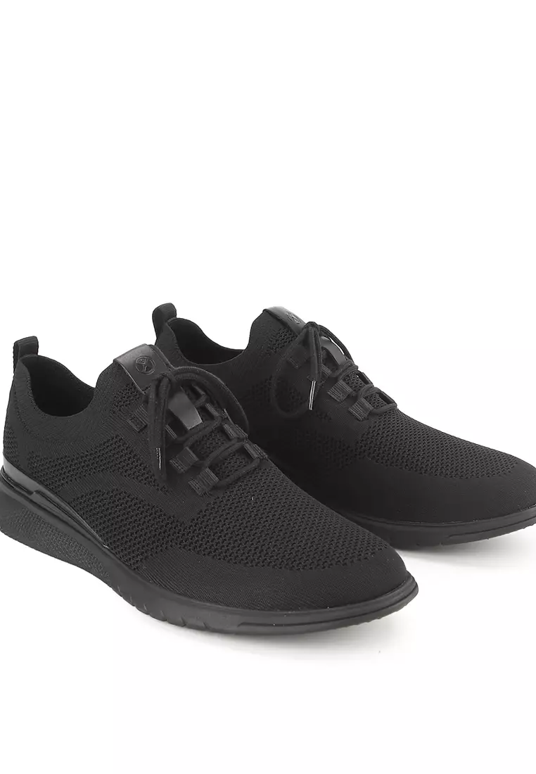 Advance Knit Lace Up