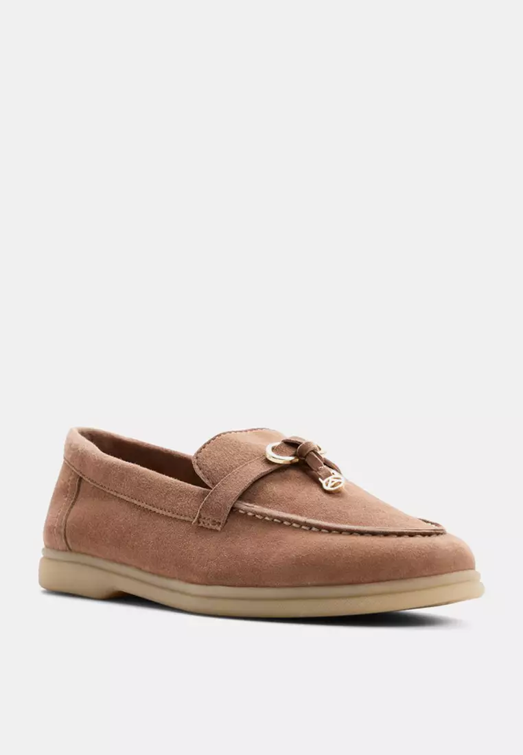 Creras-In Shoes