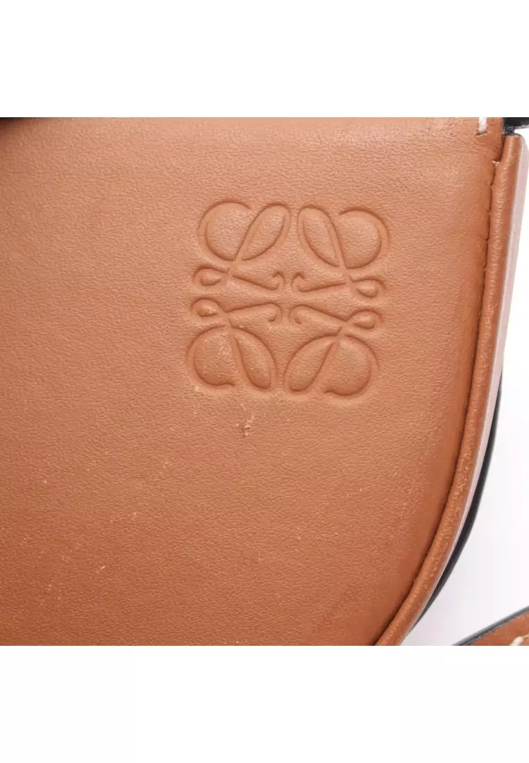 Buy Loewe Pre-Loved LOEWE Anagram heel pouch mini Shoulder bag