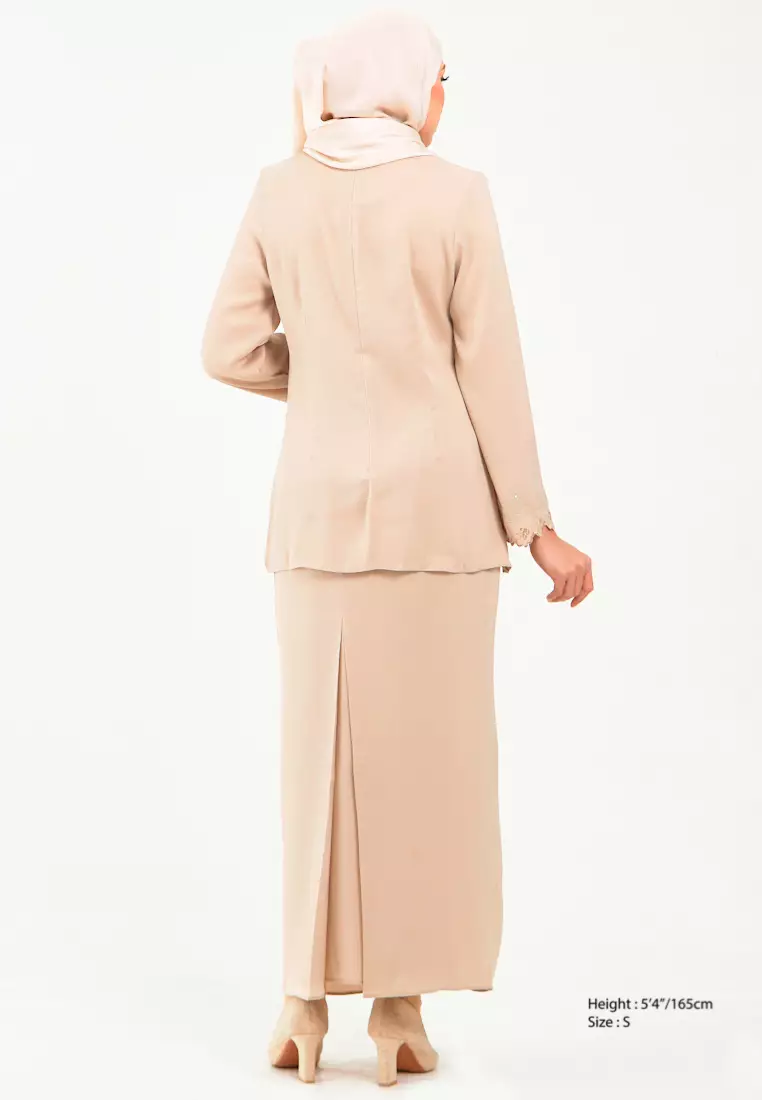 Gene Martino -Ziezie Kurung Modern