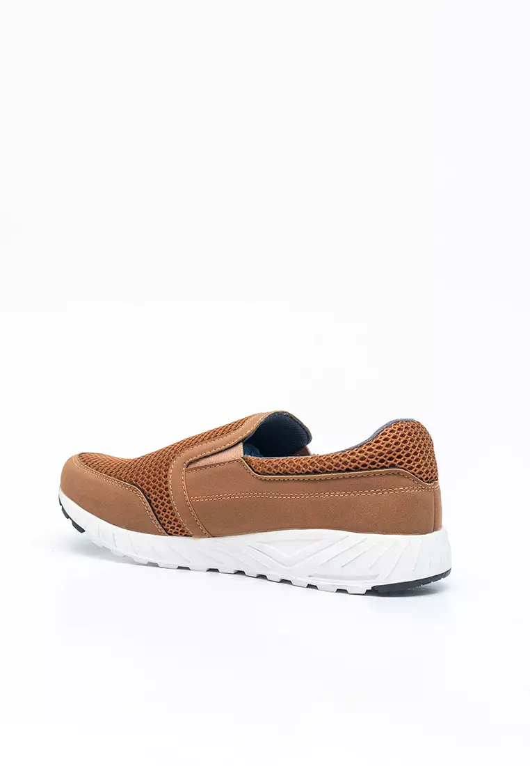 Sepatu Sneakers Slip On Pria Charlie