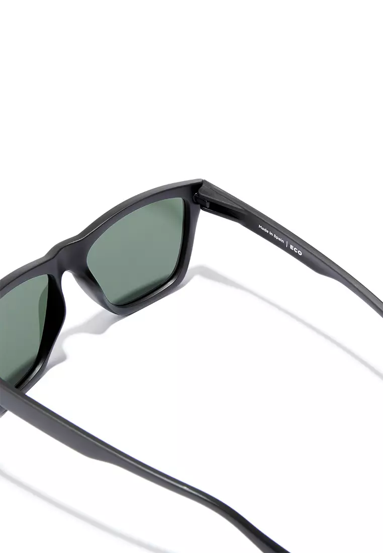 HAWKERS POLARIZED Black Alligator ECO ONE LS RAW. Sunglasses for Men and Women, Unisex. UV400 protection. Official product designed and made in Spain