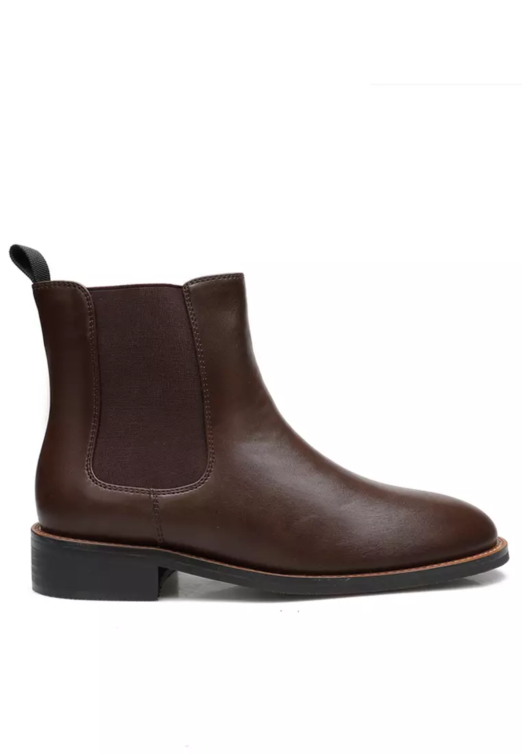 Discount on Twenty Eight Shoes  shoes - SKU: Faux Leather Classic Chelsea Boots Te2045-2
