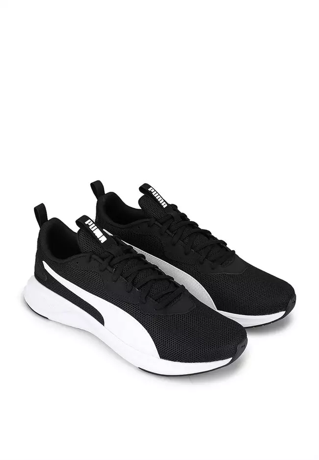 White puma hot sale sports shoes