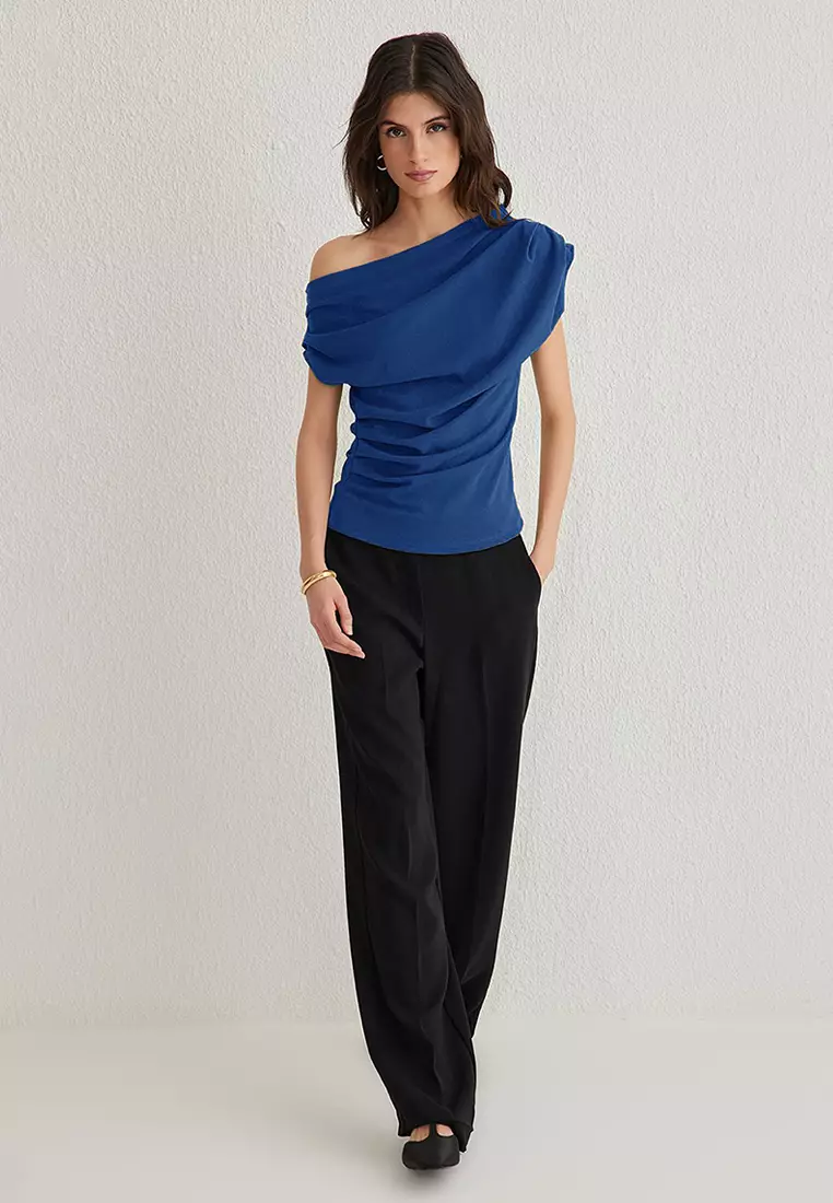 Saks Gather/Drape Detailed Draped Asymmetric Collar Knitted Blouse Twoss25Bz00024