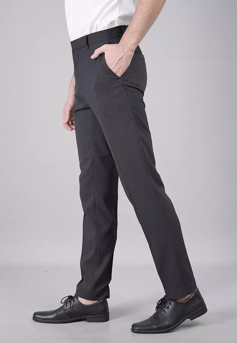 Johnwin - Celana Formal - Celana Pria - Hitam - Polyester - Slim Fit - F.994.010.230.C