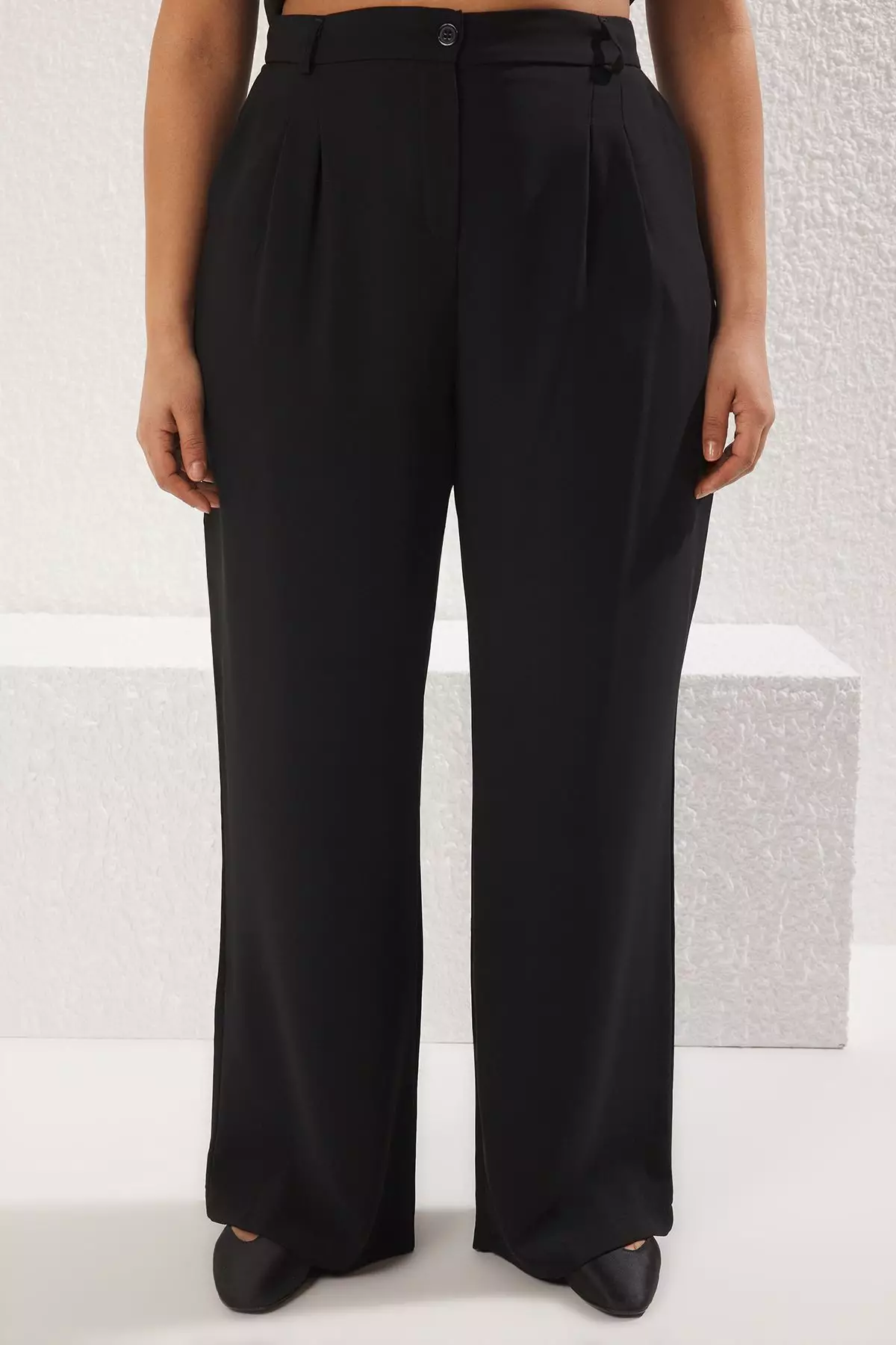 High Waist Wide Leg Pleated Trousers