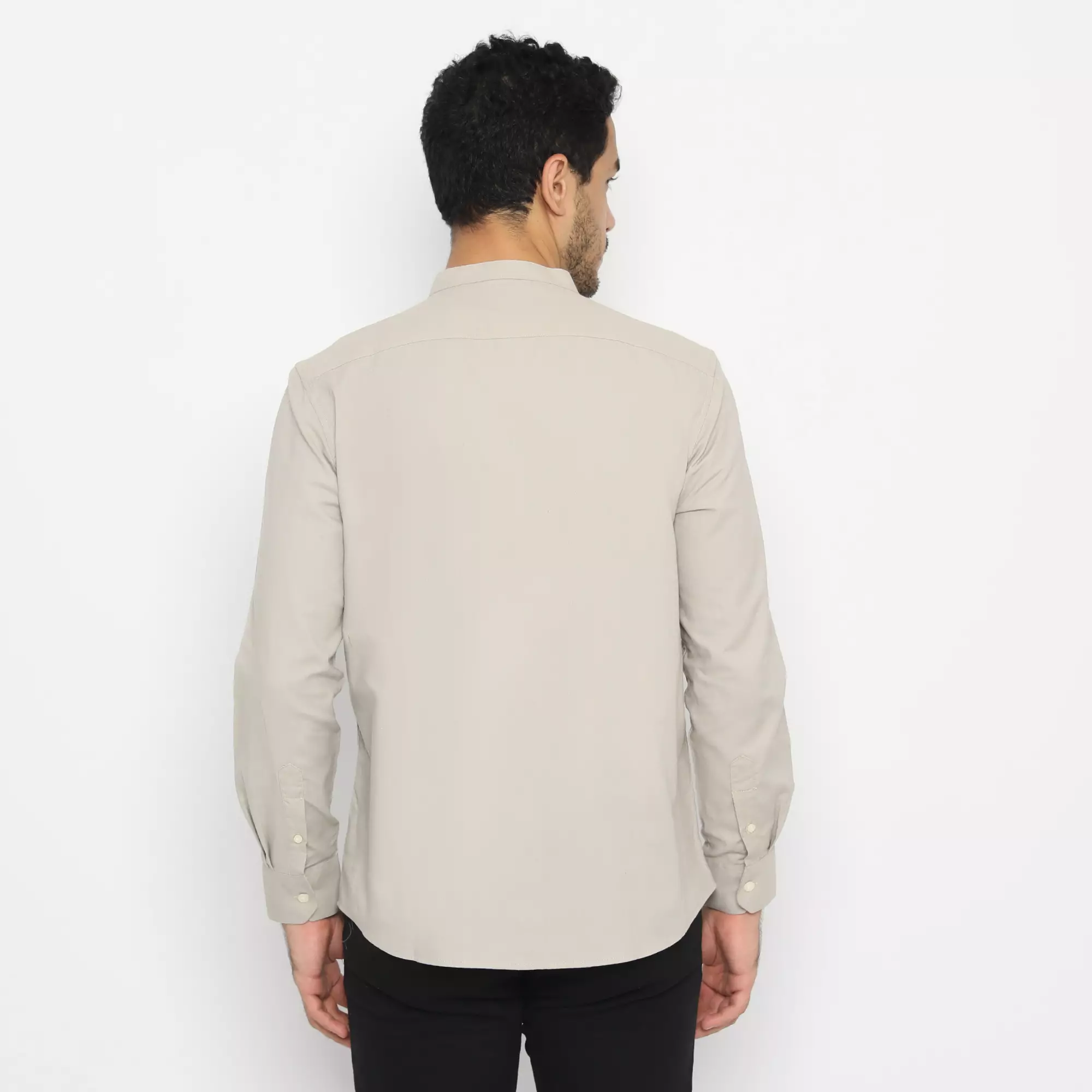 Platini Kemeja Pria Koko Shanghai Lengan Panjang Katun Oxford Cream 22030