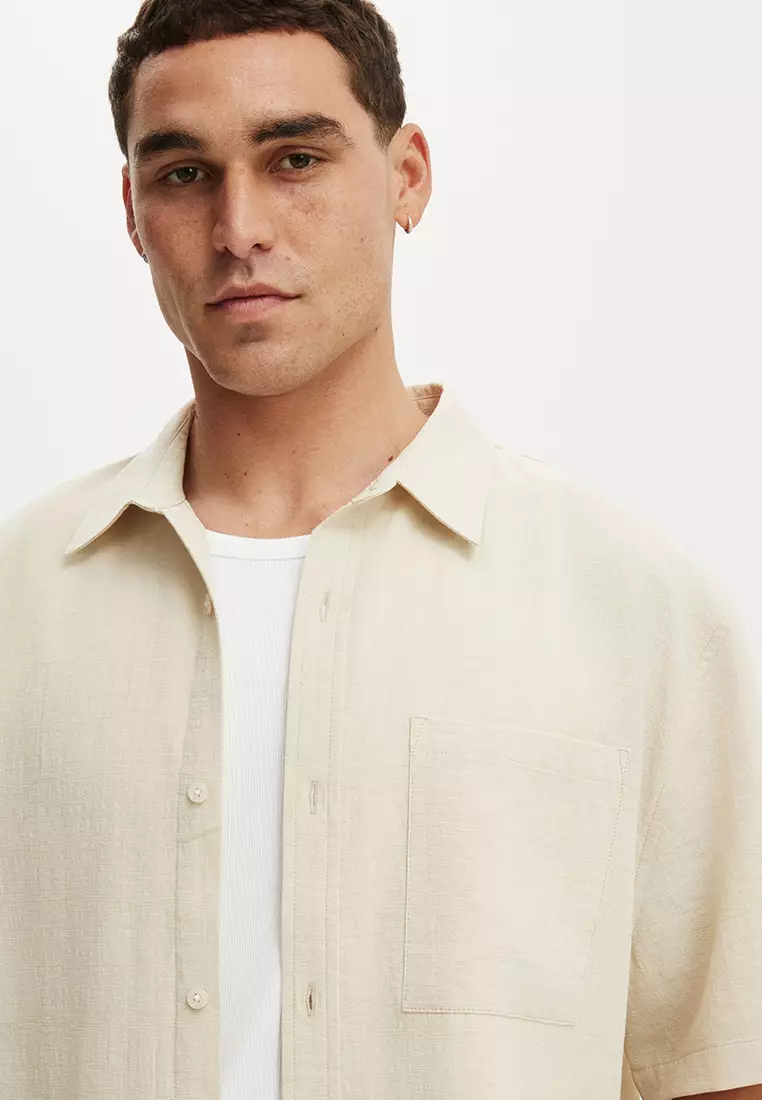Boxy Fit Short Sleeves Shirt