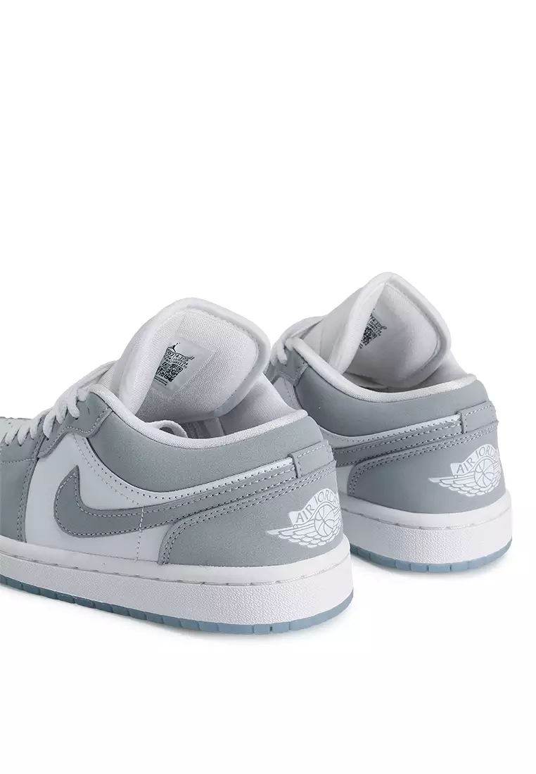 Air Jordan 1 Low Shoes