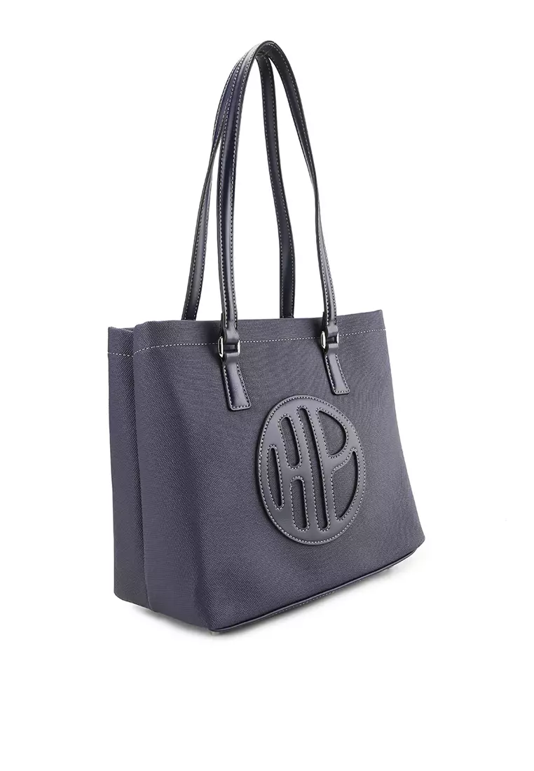 Hush puppies tote bag top