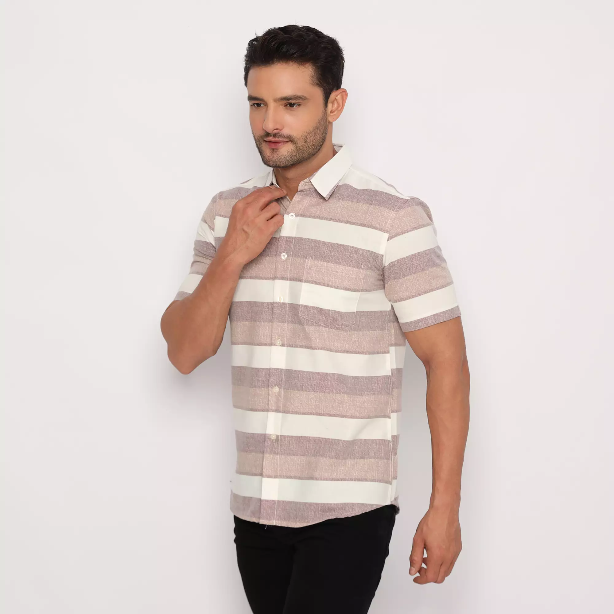 Platini Kemeja Pria Lengan Pendek Katun Oxford Coklat 73336