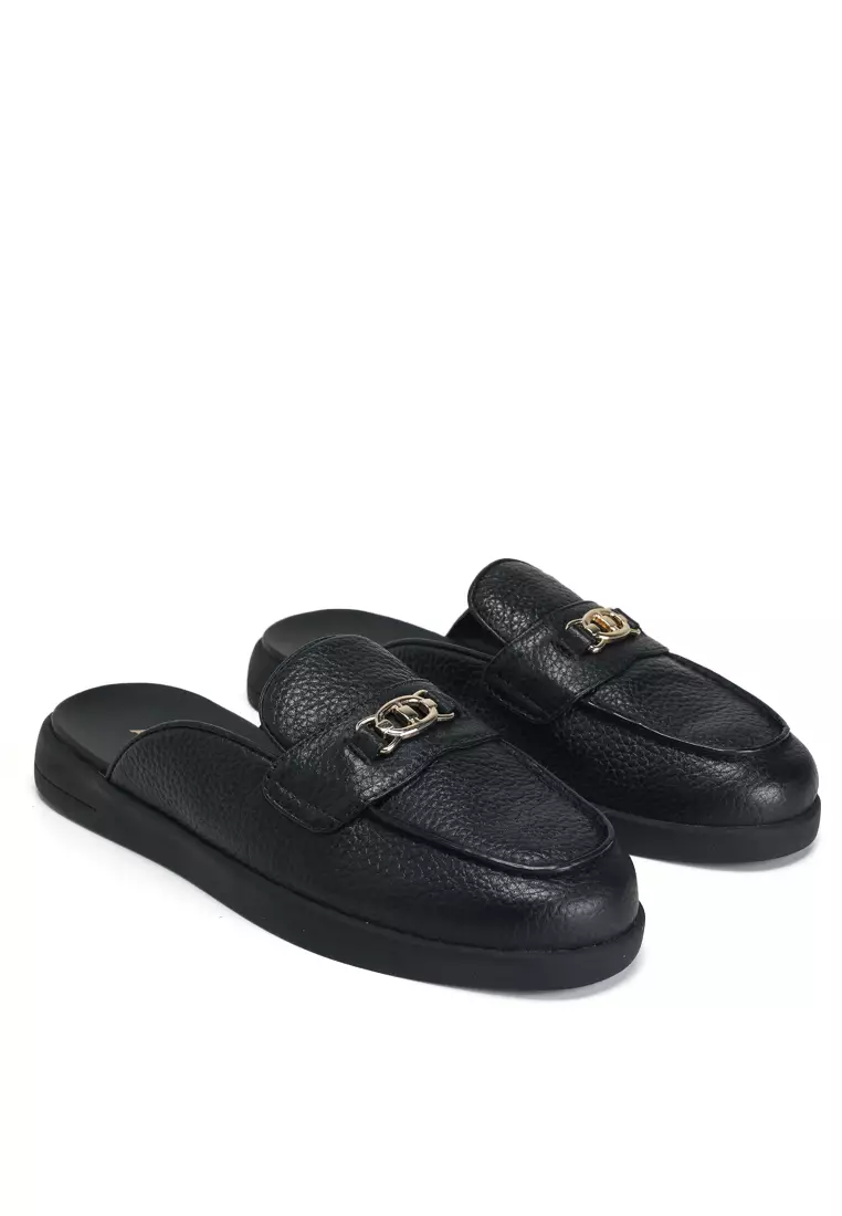 Myriana Slip Ons