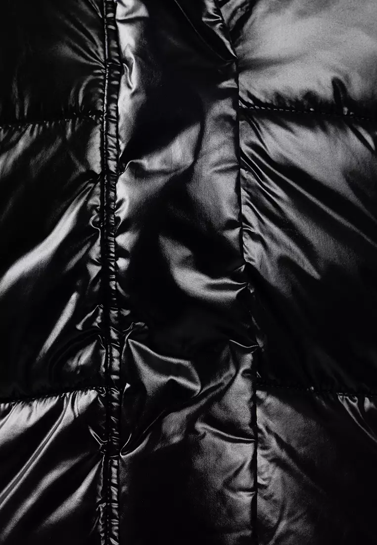 閃亮短款羽絨外套