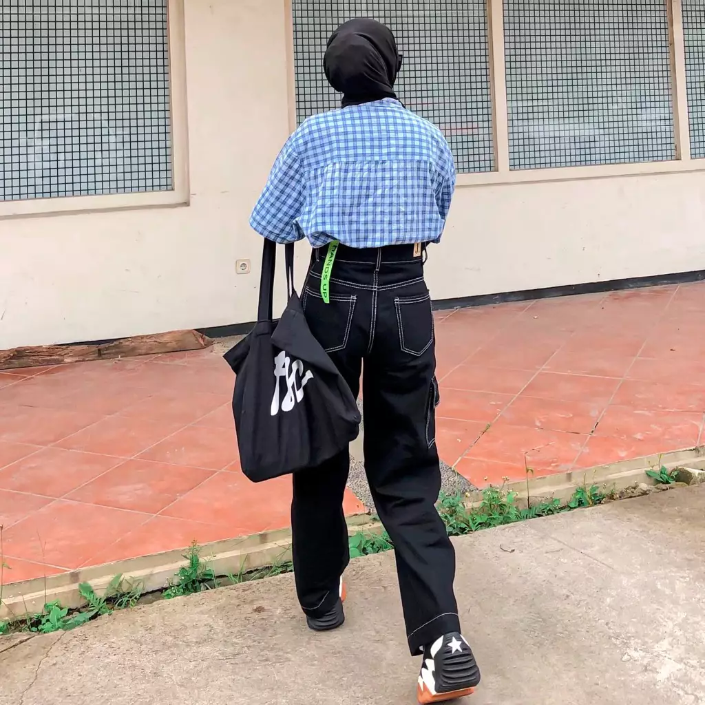 Highwaist Cargo Loose Jeans Black Oreo 402 HANDS UP