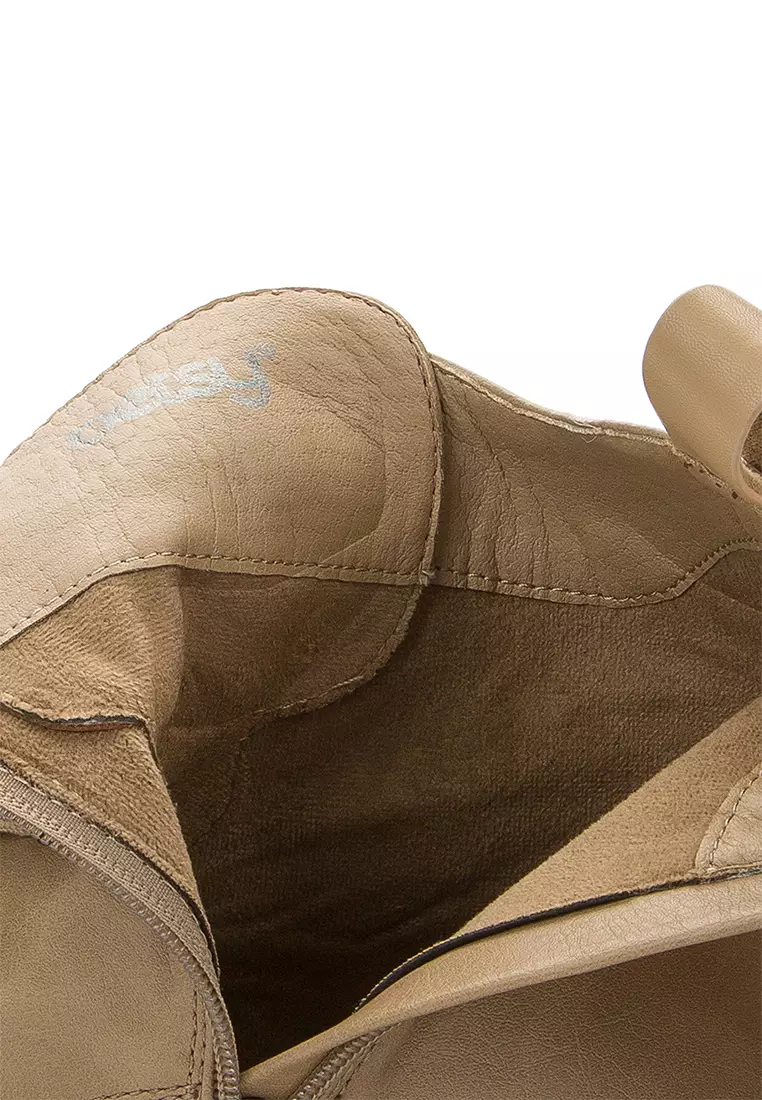 Totes cheap betsy boots