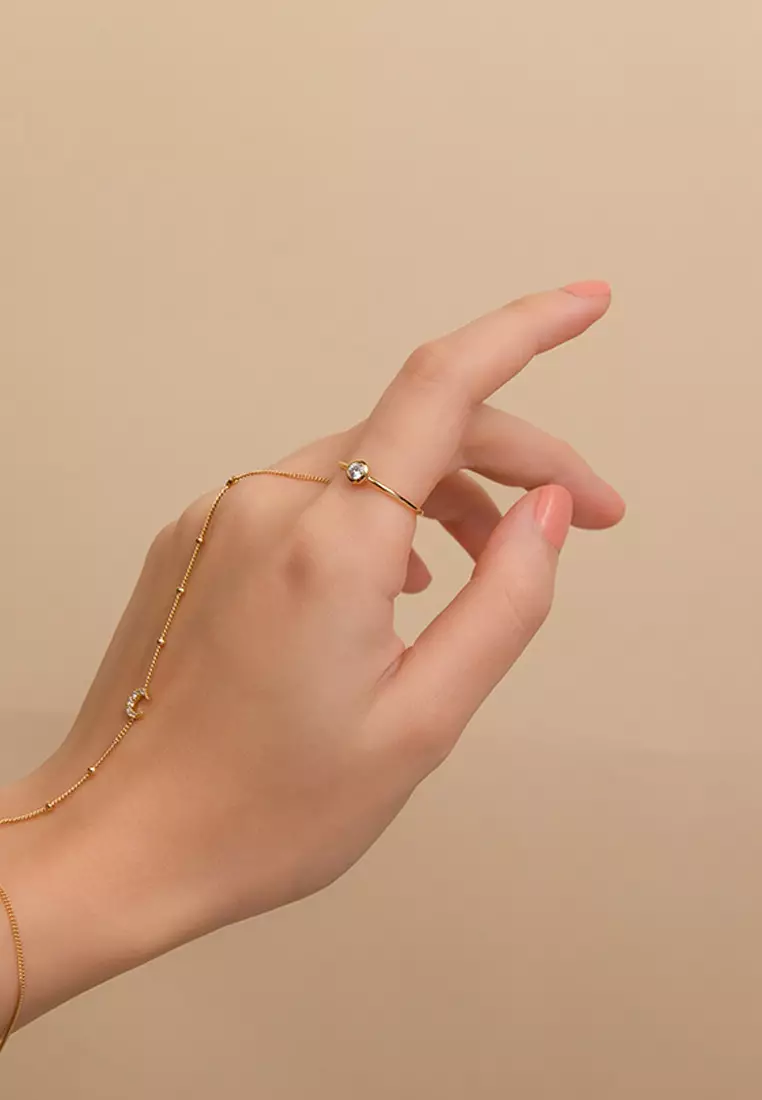 Gold ring with sale bracelet for wrist