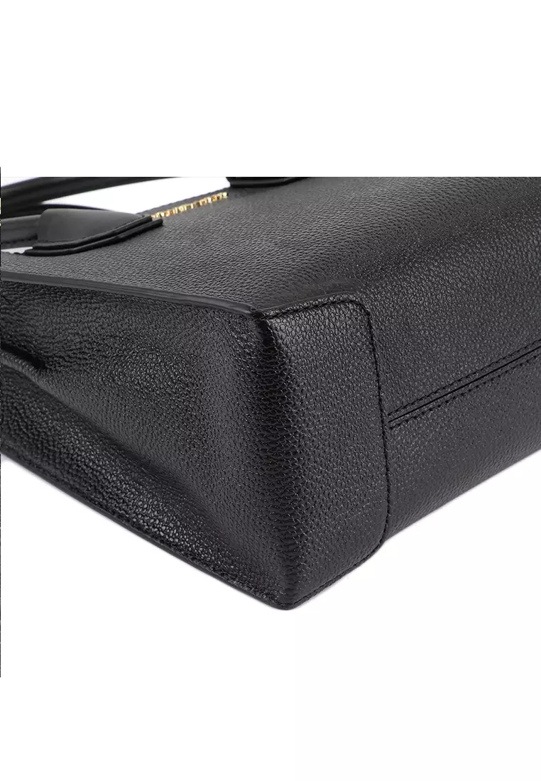 Michael Kors Mercer Medium Messenger Crossbody Bag Black